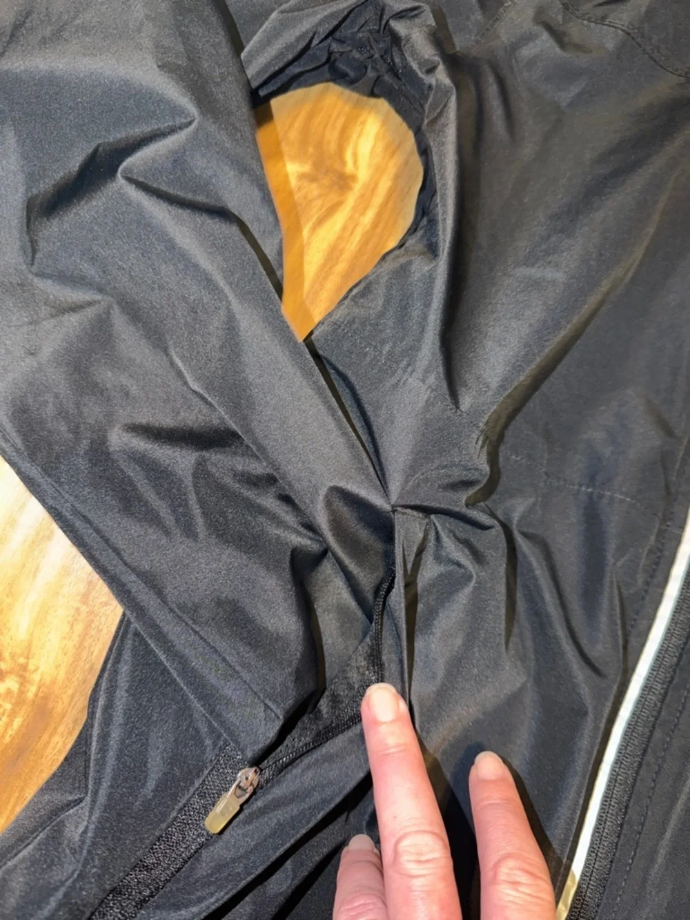 Asics small Black Jacket Windbreaker Hood waterproof run activewear women men